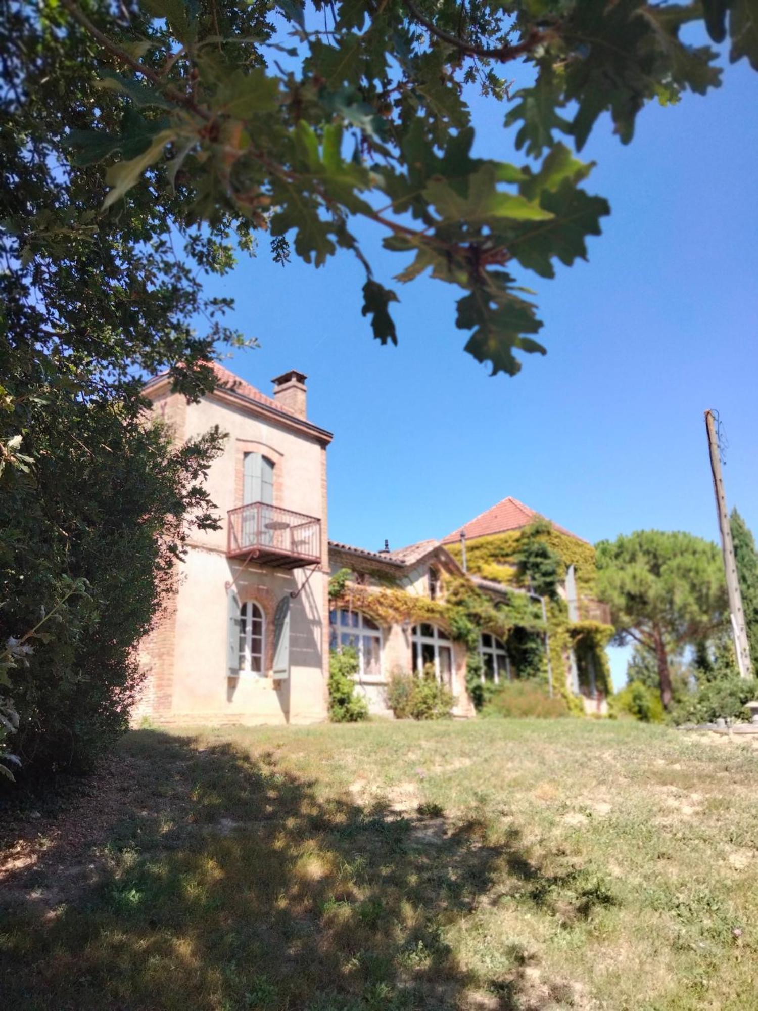 Chambres D'Hotes Le Loubet LʼIsle-Jourdain Dış mekan fotoğraf